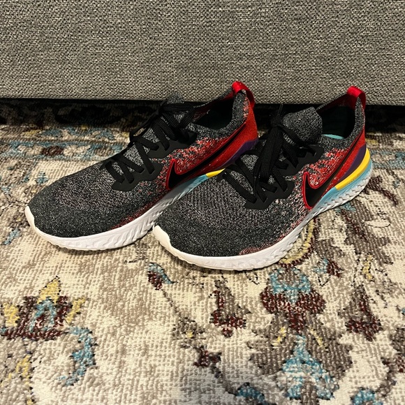 Nike Epic React Flyknit 2 - size 13 - Picture 2 of 6